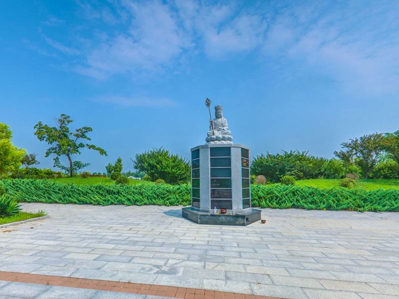 地藏王廣場近景